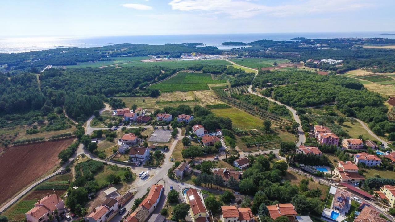 Vila Cecilia *